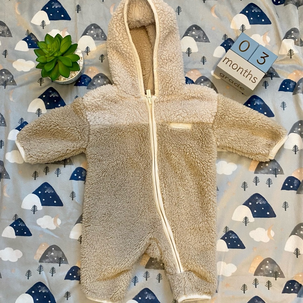 NEVER WORN HOODED SHERPA ONE-PIECE